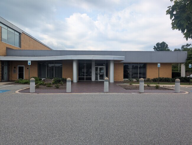 More details for 300 Clubhouse Rd, Hunt Valley, MD - Multiple Space Uses for Lease