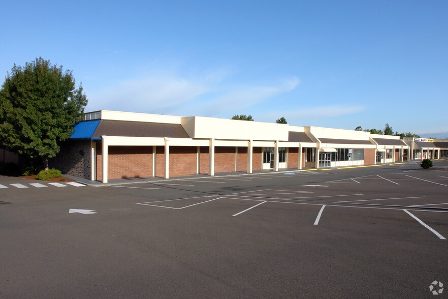 14285-14363 SW Pacific Hwy, Portland, OR à louer - Photo principale - Image 2 de 16