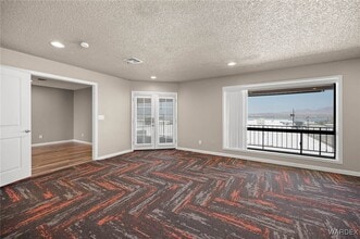 1055 Empire Dr, Lake Havasu City, AZ à louer Photo du bâtiment- Image 1 de 11