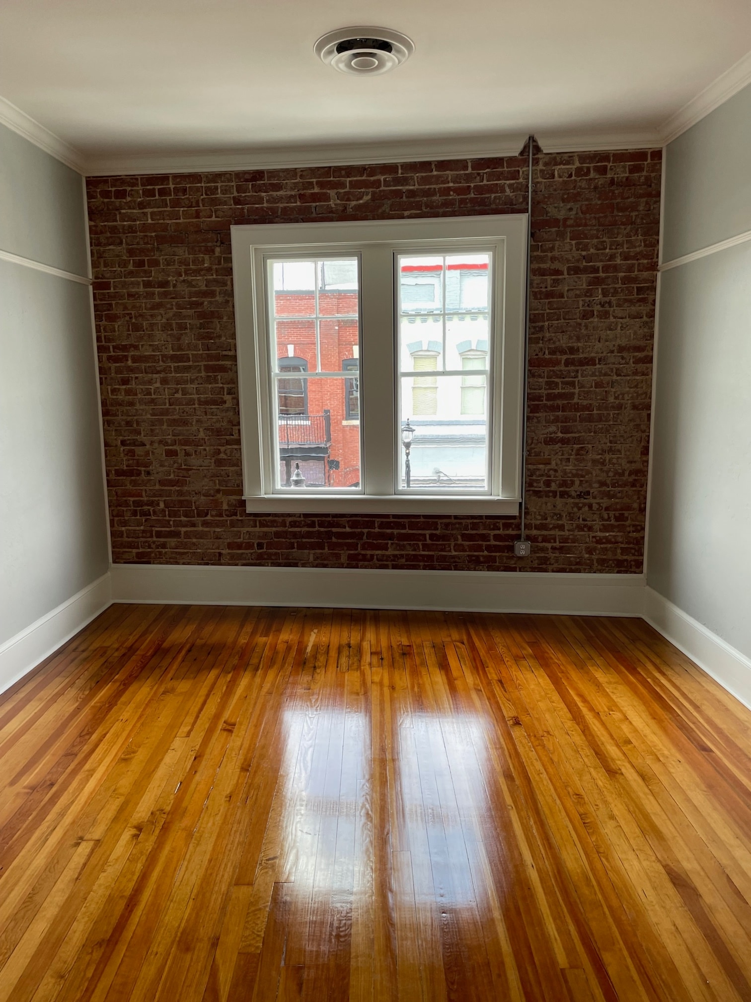 121-129 N Main St, Mooresville, NC à louer Photo intérieure- Image 1 de 1