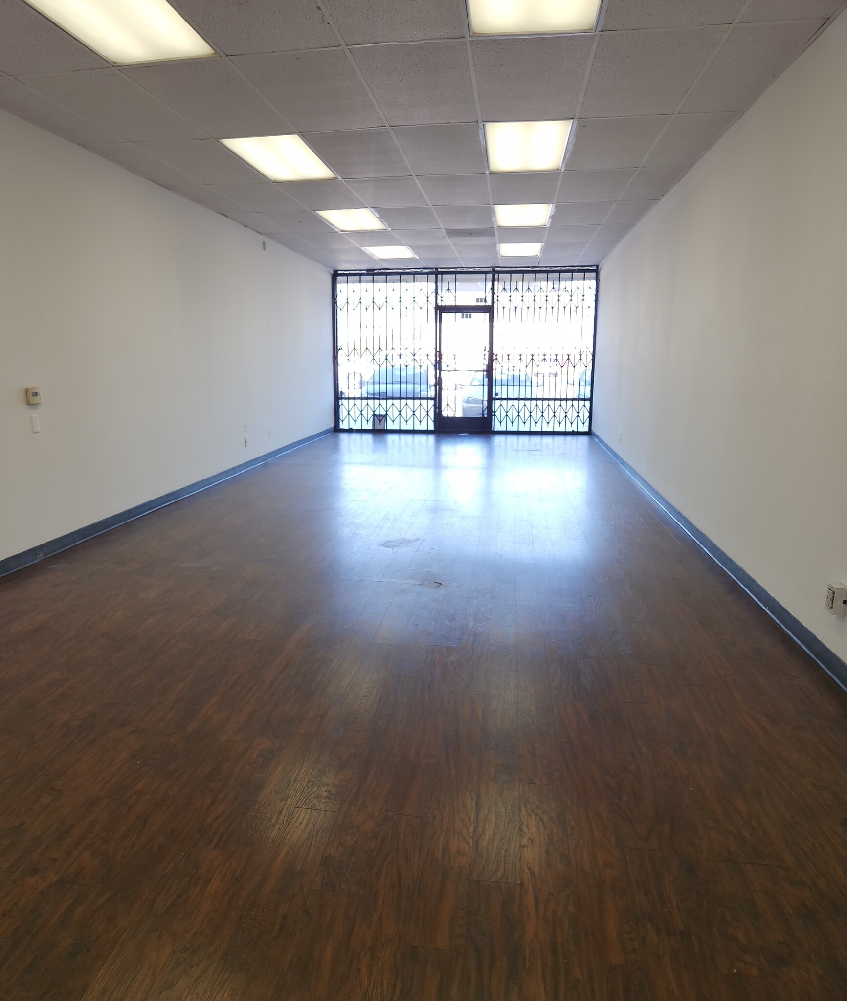 2150 E South St, Long Beach, CA for lease Interior Photo- Image 1 of 5