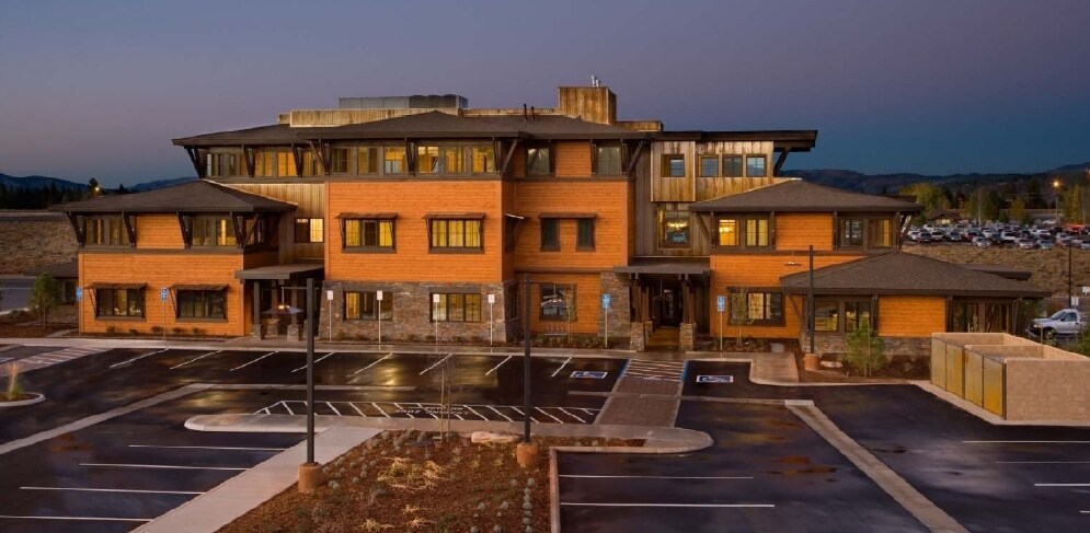 12277 Soaring Way, Truckee, CA à louer Photo principale- Image 1 de 5