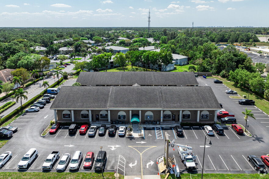 10915 Bonita Beach Rd, Bonita Springs, FL à vendre - Photo principale - Image 1 de 1