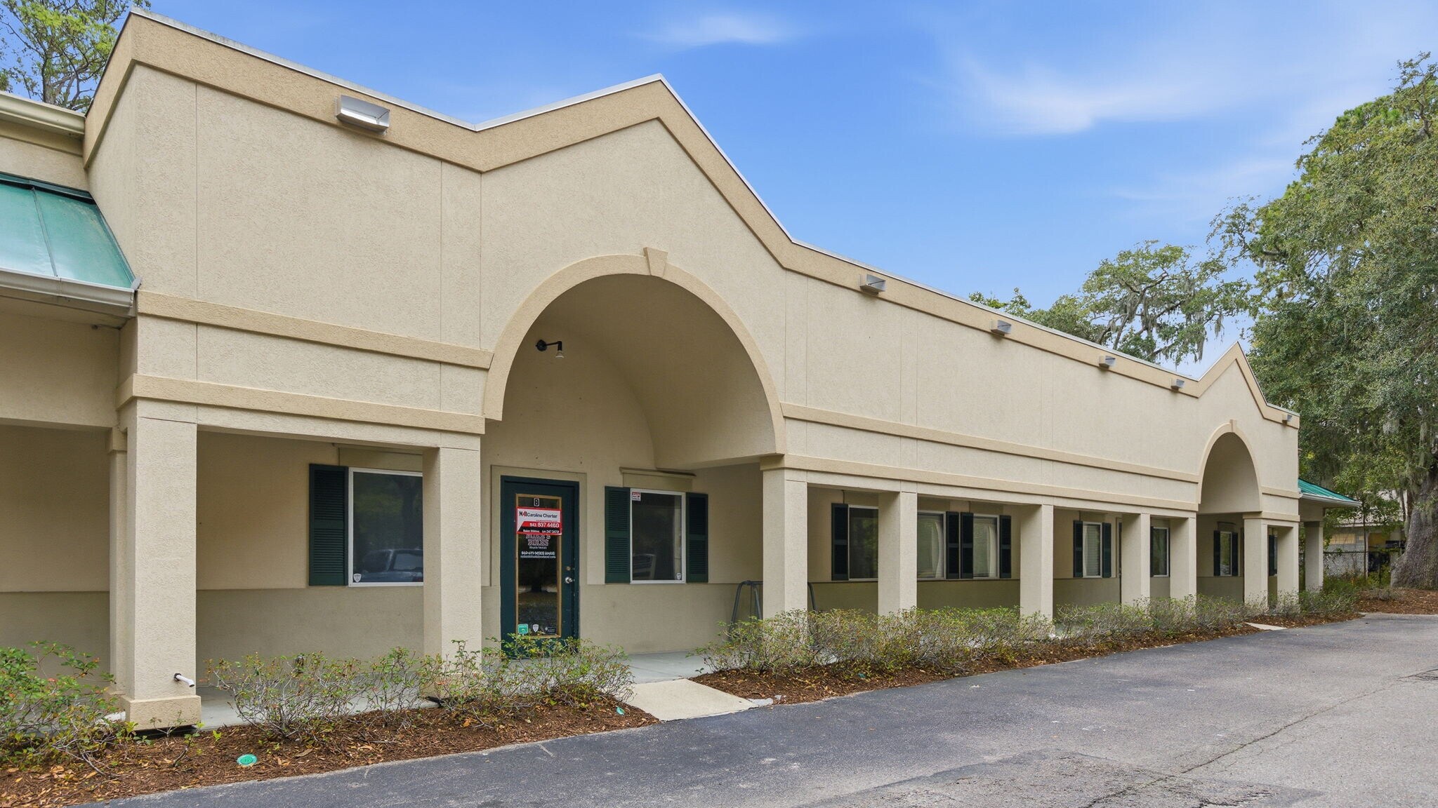 136 Beach City Rd, Hilton Head, SC for lease Primary Photo- Image 1 of 9