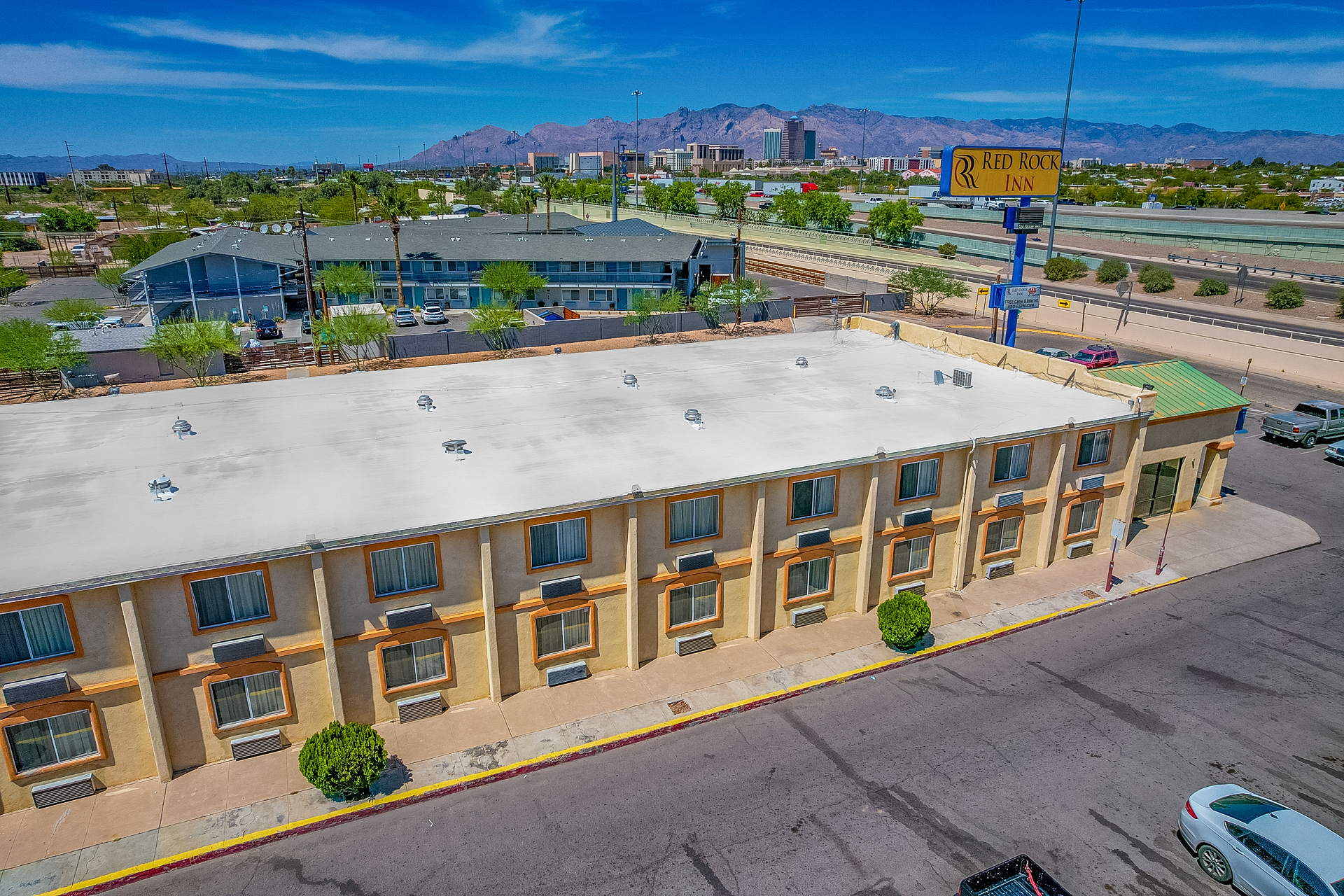 1000 S Freeway, Tucson, AZ à vendre Photo du bâtiment- Image 1 de 1