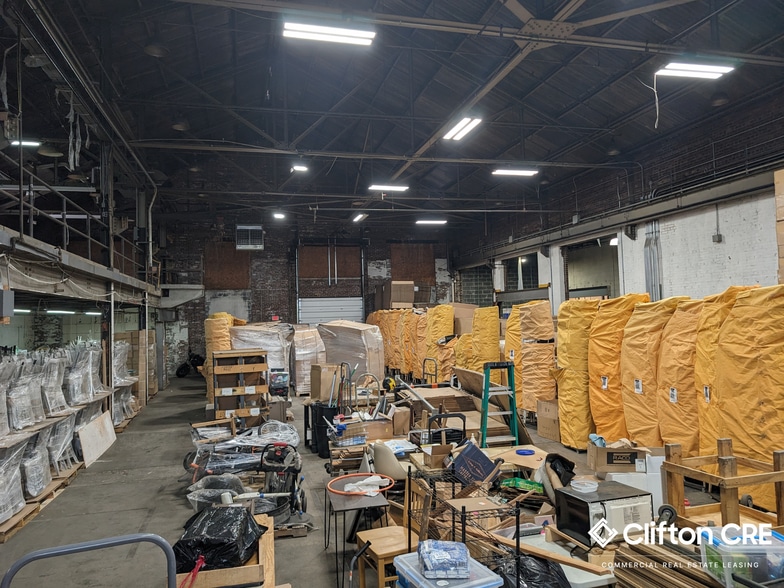 87 Linnet St, Bayonne, NJ à louer - Photo intérieure - Image 2 de 11