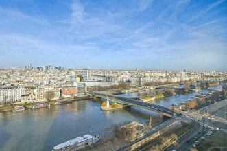 21-25 Quai André Citroën, Paris, PAR - AERIAL  map view - Image1