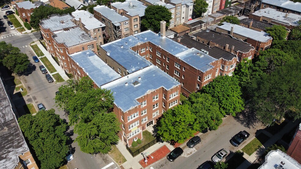 7648 S Phillips Ave, Chicago, IL à vendre - Photo du bâtiment - Image 1 de 24