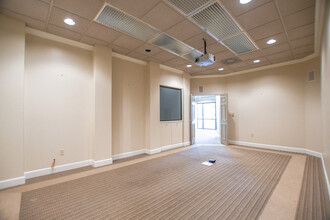 2705 Artie St SW, Huntsville, AL à louer Photo intérieure- Image 2 de 6