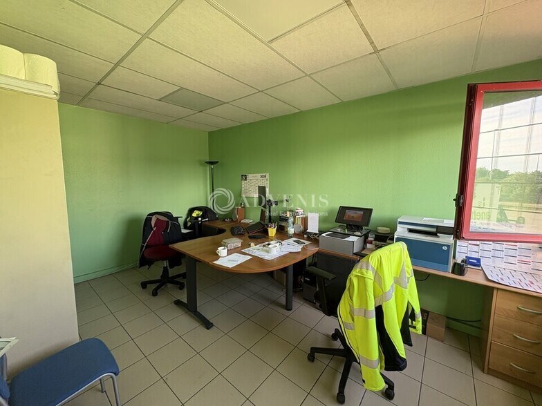 Industrial in Strasbourg for lease - Building Photo - Image 3 of 5