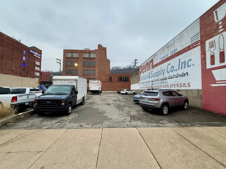 2800 Penn Ave, Pittsburgh, PA for sale - Building Photo - Image 2 of 13