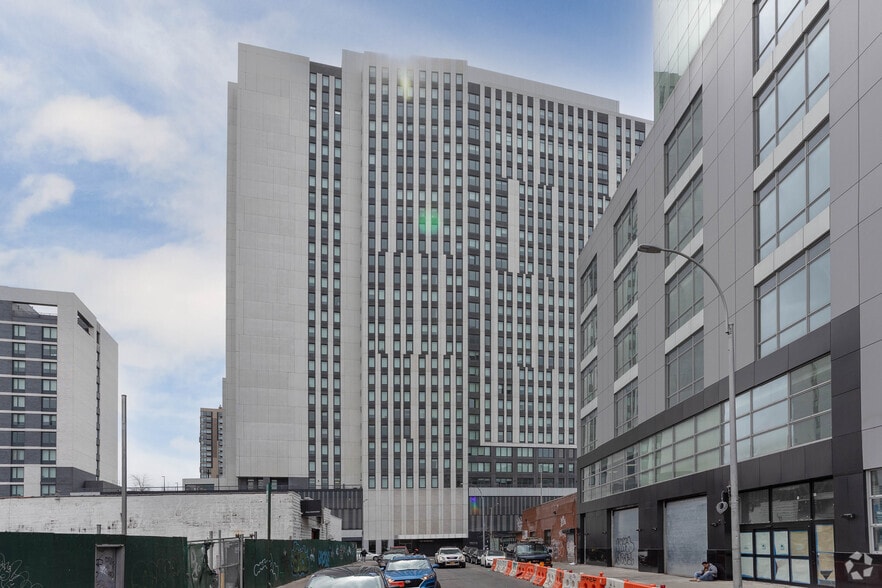 147- 40 Archer Ave, Jamaica, NY for lease - Building Photo - Image 2 of 6