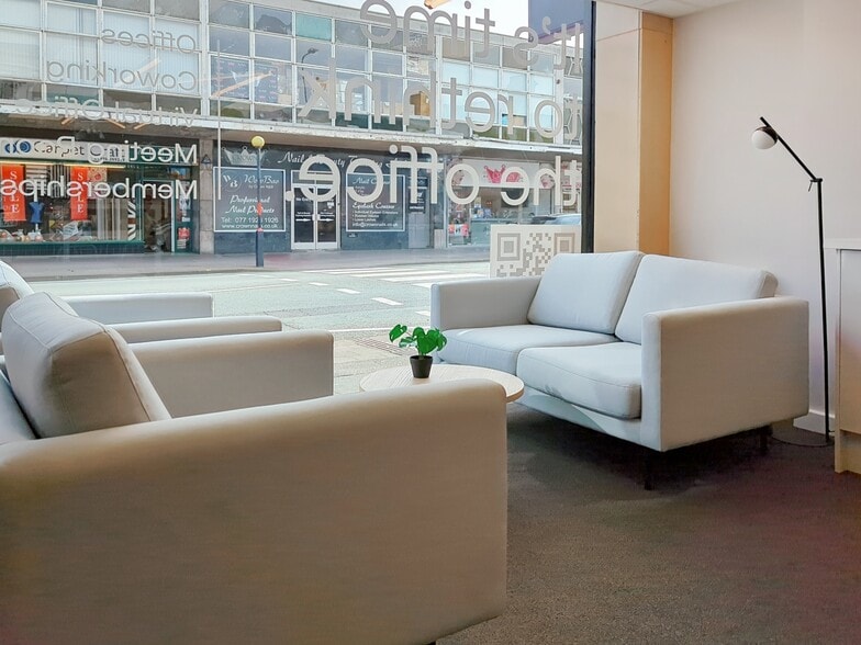 23-25 Market St, Crewe for lease - Interior Photo - Image 3 of 10