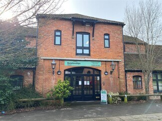 Plus de détails pour Bridport Rd, Dorchester - Bureau à louer