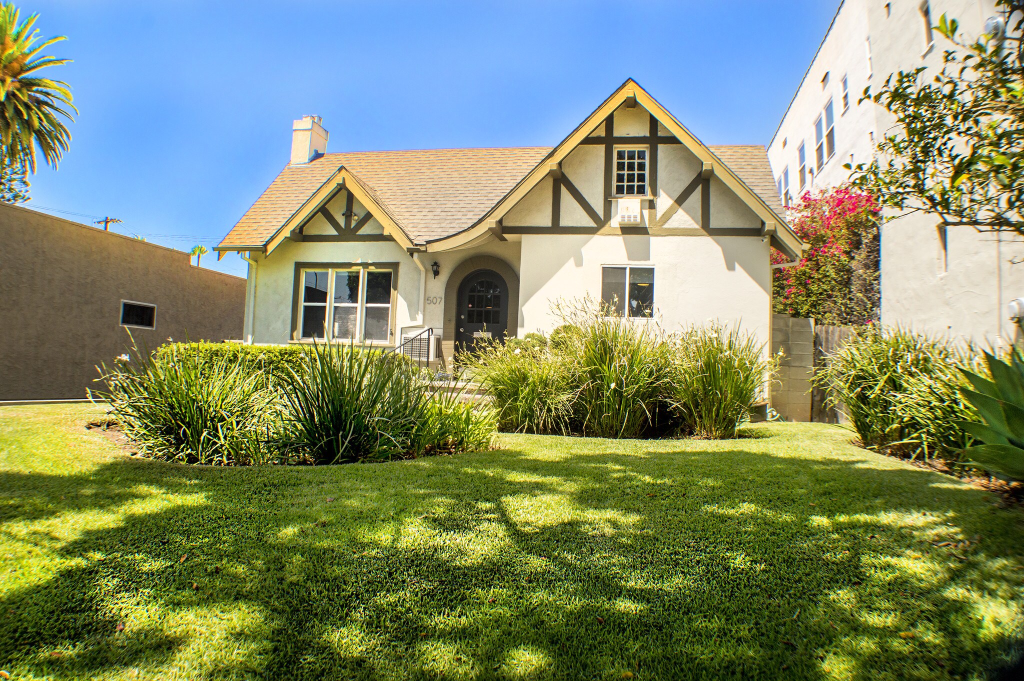 507 N Larchmont Blvd, Los Angeles, CA à vendre Photo principale- Image 1 de 8