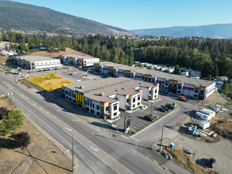 4960-5000 Silver Star Rd, Vernon, BC à louer - Photo du b timent - Image 1 de 1