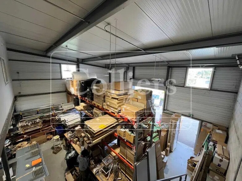Flex in Gardanne for lease - Interior Photo - Image 3 of 6