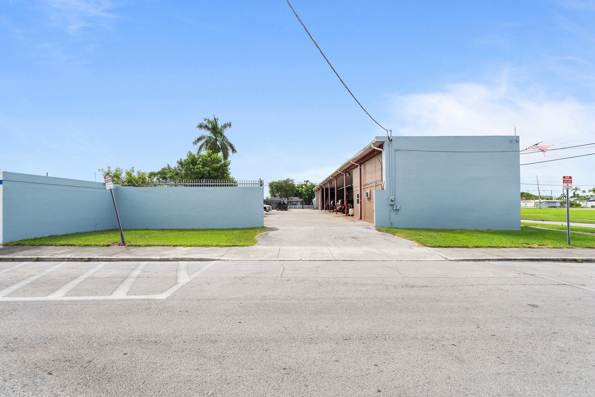 105 NE 1st Rd, Homestead, FL à vendre Photo du bâtiment- Image 1 de 53