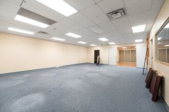 14 Front St, Hempstead, NY à louer Photo intérieure- Image 2 de 9