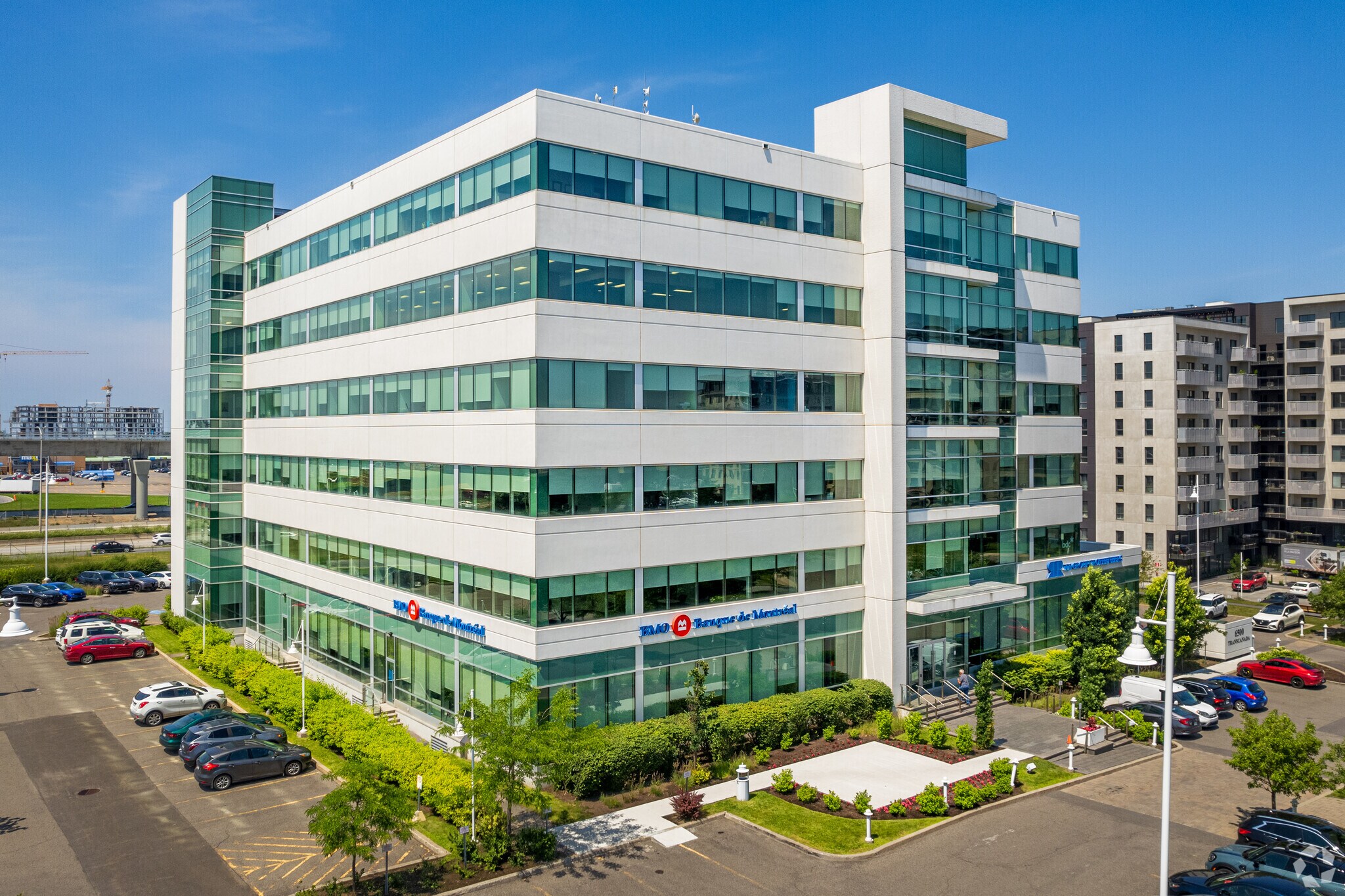 6500 Rte Transcanadienne, Pointe-claire, QC à louer Photo du bâtiment- Image 1 de 22