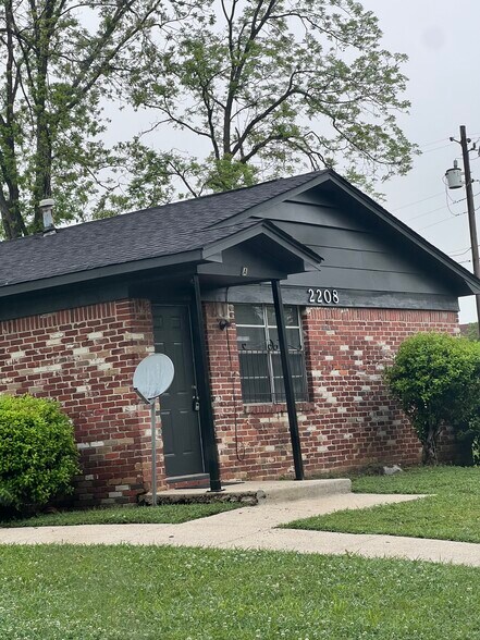 2208 Avenue G, Birmingham, AL à vendre - Photo du bâtiment - Image 3 de 19