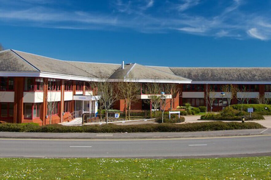 Rydon Ln, Exeter à louer - Photo du bâtiment - Image 1 de 3