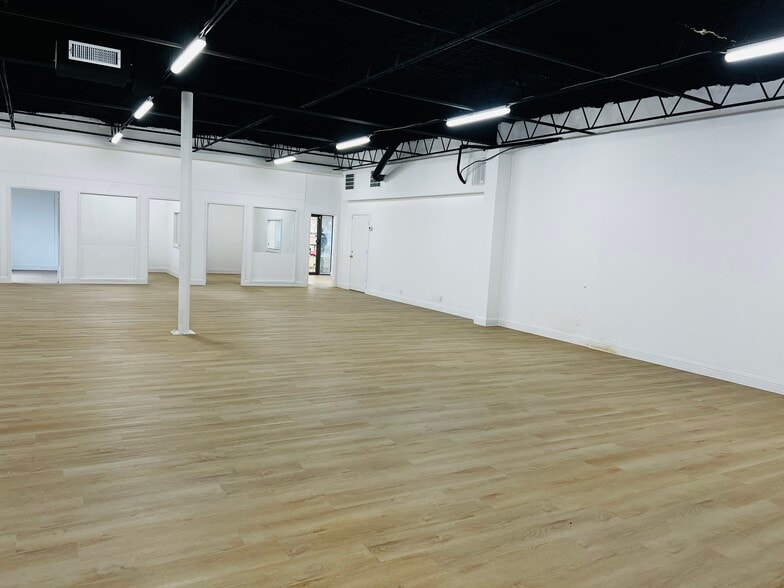 2912 N Macarthur Blvd, Irving, TX for lease - Building Photo - Image 2 of 12