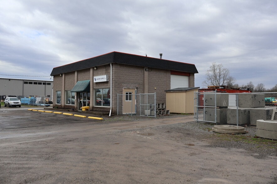 1115 Niagara St N, Welland, ON for sale - Building Photo - Image 3 of 11