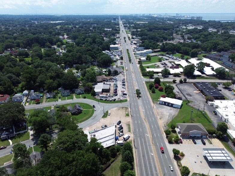 9958-9964 Jefferson Ave, Newport News, VA à vendre - Photo du bâtiment - Image 3 de 6