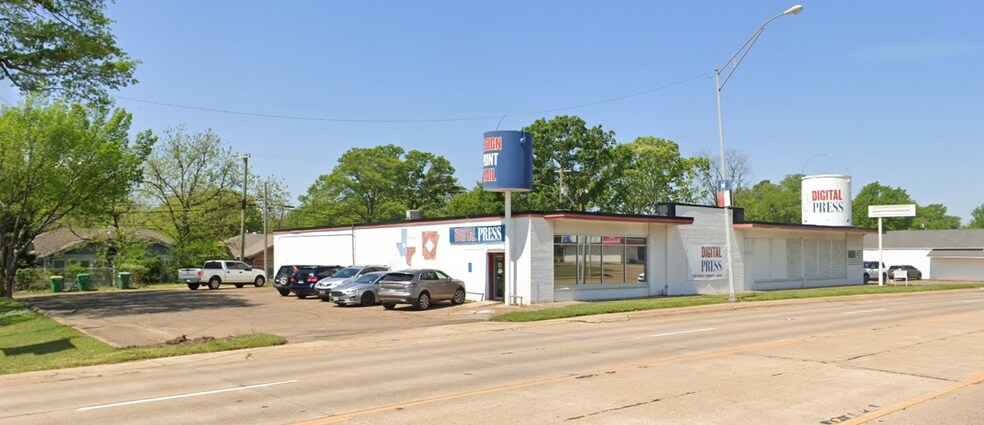 2121 N State Line Ave, Texarkana, TX à vendre - Photo du bâtiment - Image 2 de 9