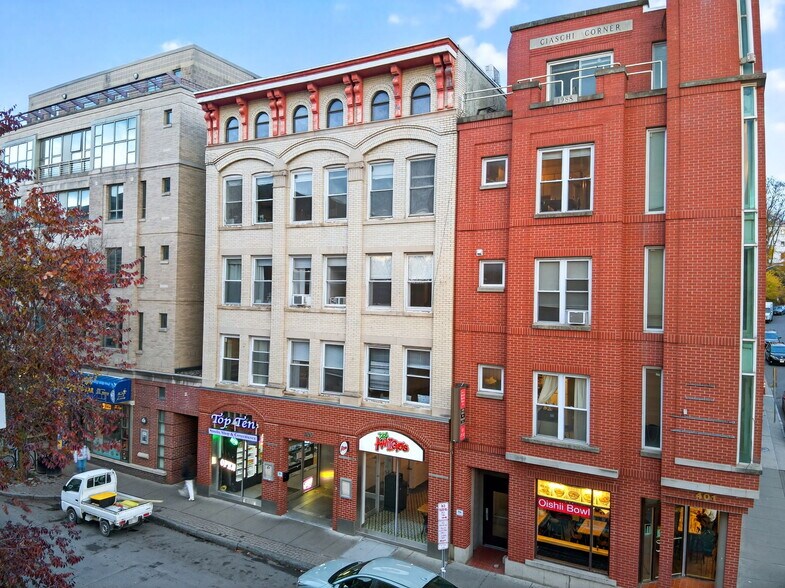 401 College Ave, Ithaca, NY à vendre - Photo du bâtiment - Image 2 de 6