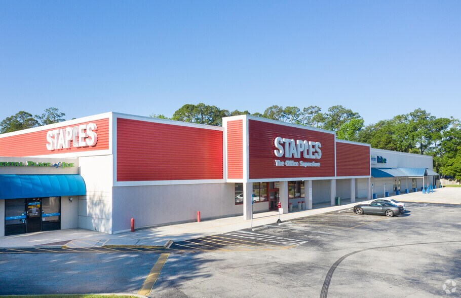 5800 Beach Blvd, Jacksonville, FL à louer - Photo du bâtiment - Image 2 de 6