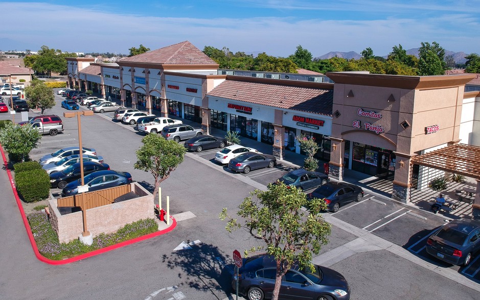 14755 Foothill Blvd, Fontana, CA for sale - Primary Photo - Image 1 of 1