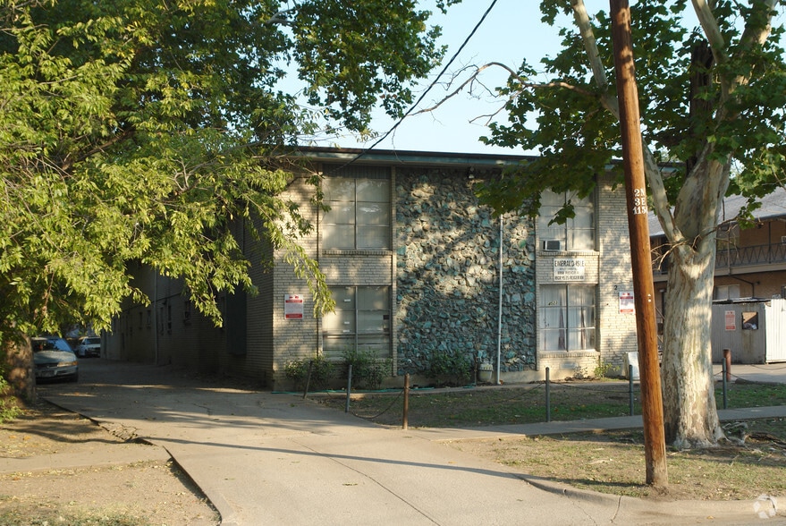 4523 Reiger Ave, Dallas, TX à vendre - Photo du bâtiment - Image 2 de 3
