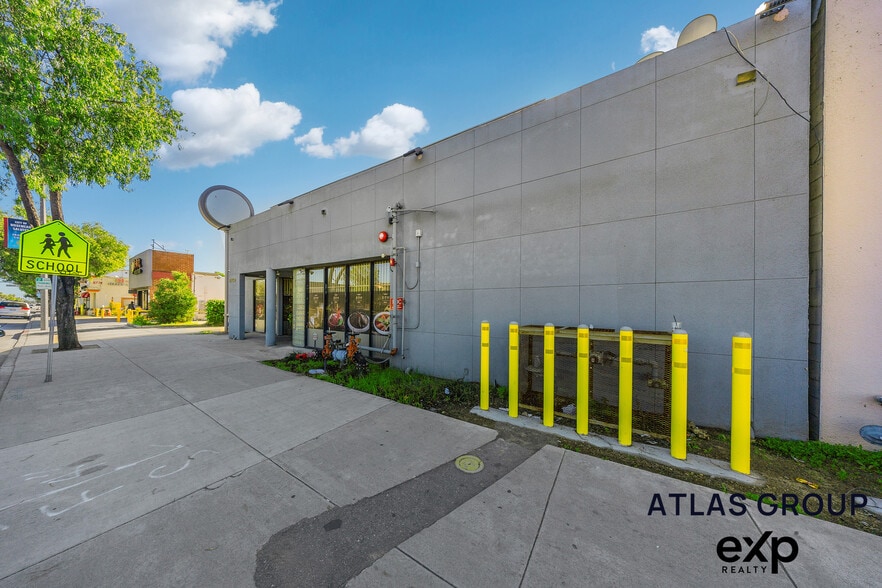 8752 Valley Blvd, Rosemead, CA for sale - Building Photo - Image 3 of 37