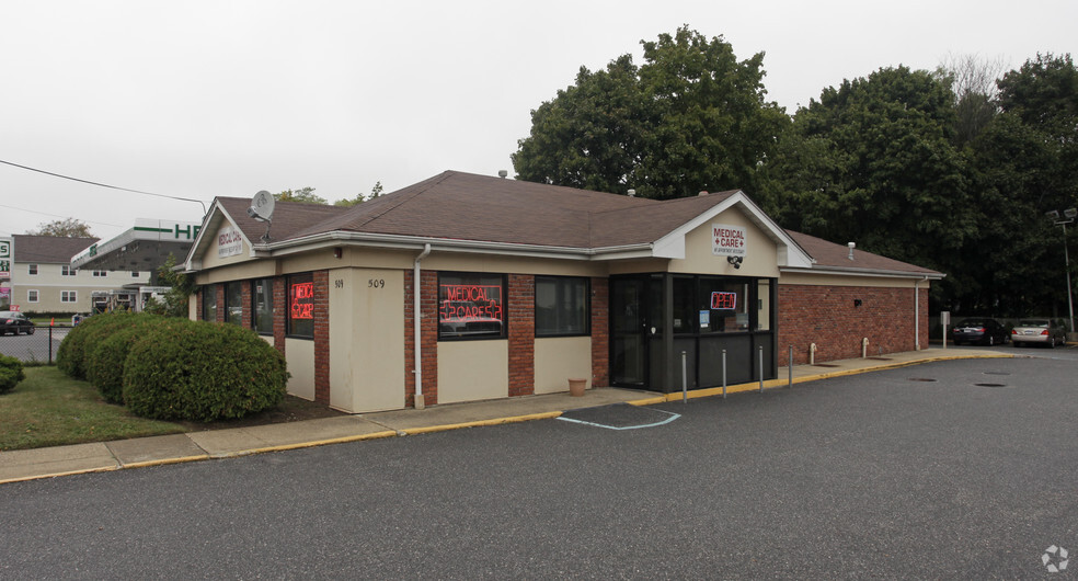 509 Rt-112, Port Jefferson Station, NY for lease - Primary Photo - Image 1 of 2