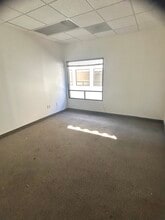 24404 S Vermont Ave, Harbor City, CA for lease Interior Photo- Image 1 of 2