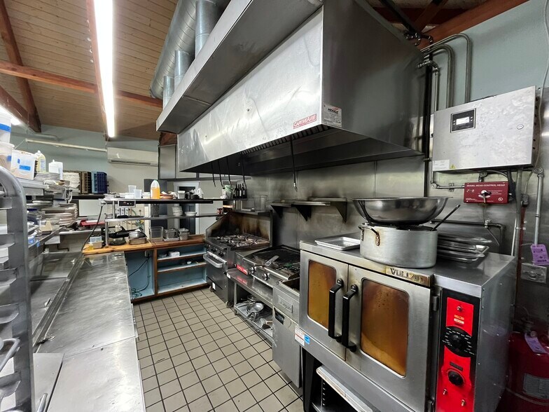 1420 Long Plains Rd, Buxton, ME à vendre - Photo intérieure - Image 3 de 11