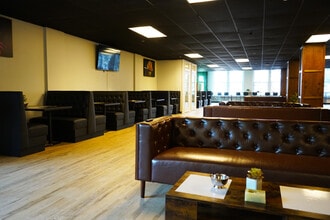 219 SW Broadway, Portland, OR à louer Photo du bâtiment- Image 1 de 14