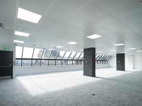 8 Nelson Mandela Pl, Glasgow for lease Interior Photo- Image 1 of 6