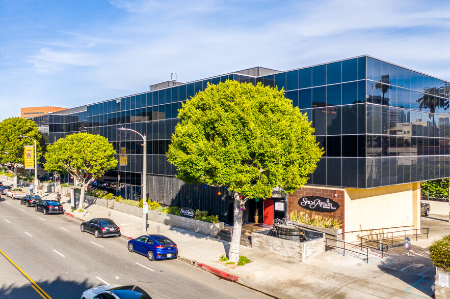 50 N La Cienega Blvd, Beverly Hills, CA for lease - Building Photo - Image 3 of 7