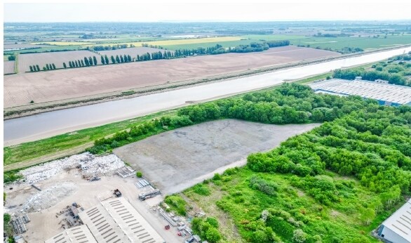 Factory Rd, Pentre à louer - Aérien - Image 2 de 3