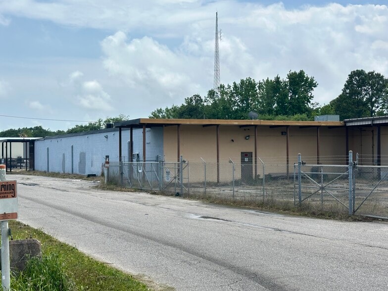 2909 26th Ave, Gulfport, MS for sale - Building Photo - Image 2 of 8