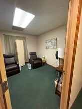 2440 Southeast Blvd, Salem, OH for lease Interior Photo- Image 1 of 17