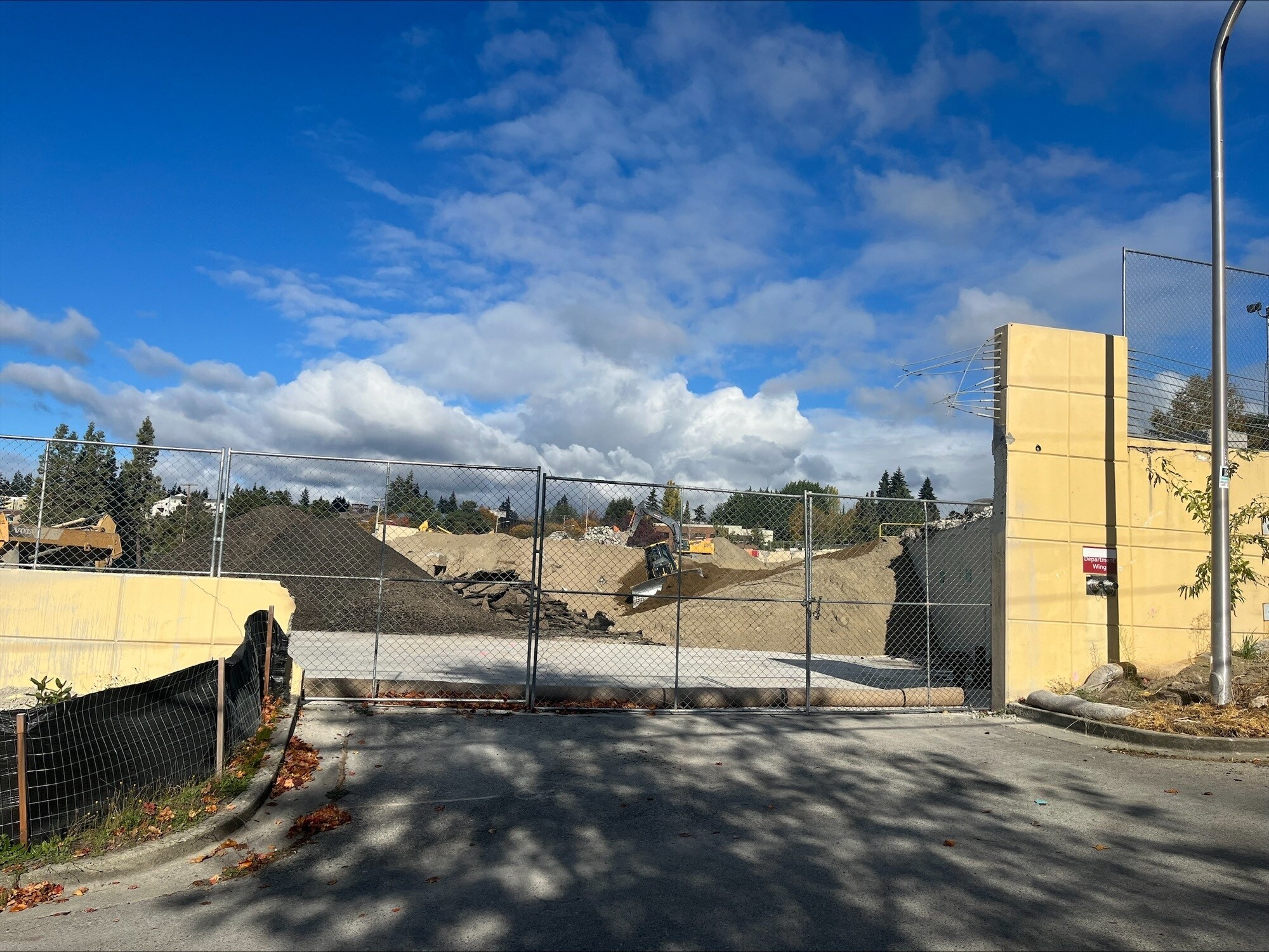 2520 Cherry Ave, Bremerton, WA à vendre Photo principale- Image 1 de 5