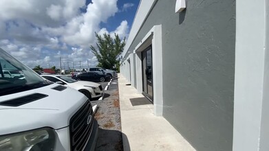 1125 Old Dixie Hwy, Lake Park, FL for lease - Commercial Listing Video 