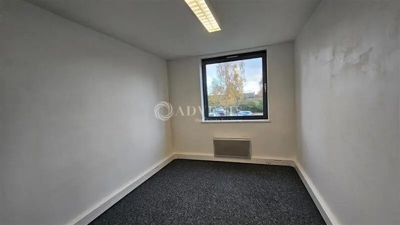 Office in VILLENEUVE-D'ASCQ for lease - Interior Photo - Image 2 of 6