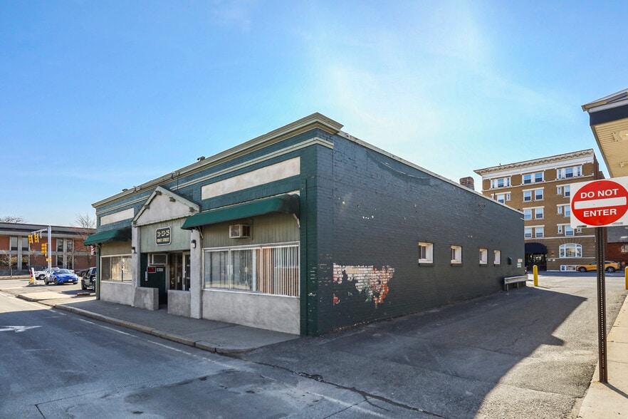 21-25 1st St, Pittsfield, MA for sale - Building Photo - Image 1 of 8