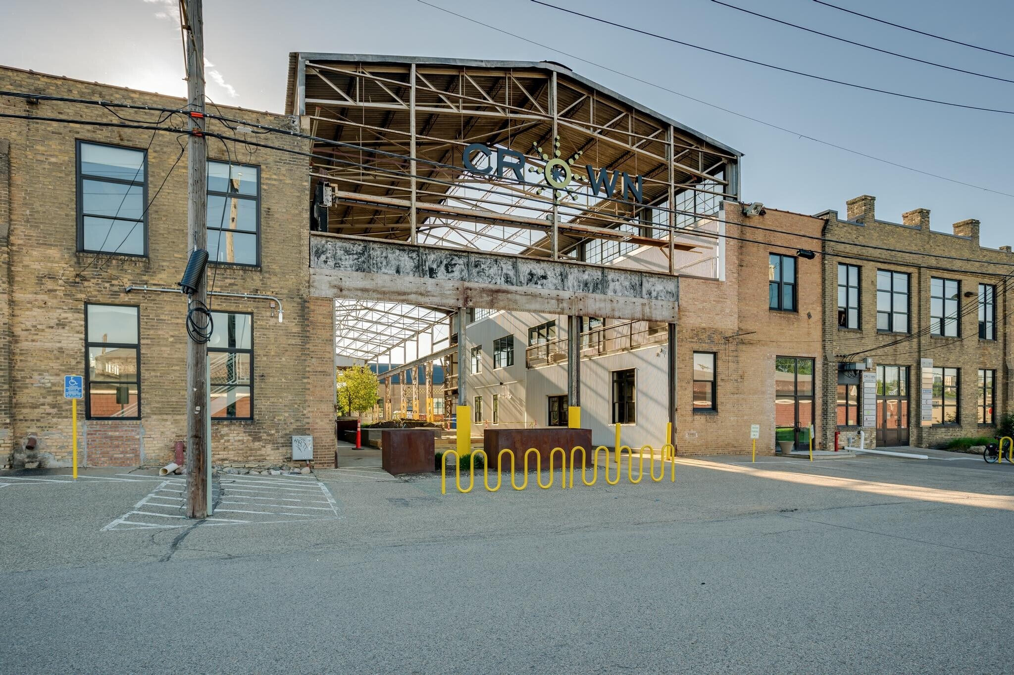 1331 NE Tyler St, Minneapolis, MN for lease Primary Photo- Image 1 of 7