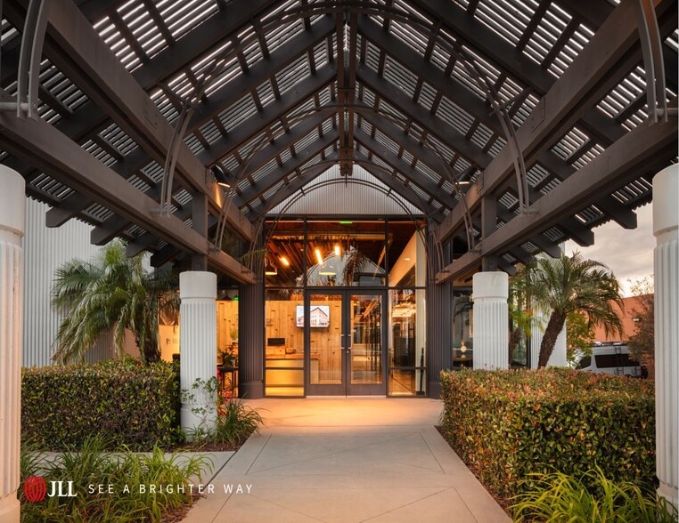 1835 Aston Ave, Carlsbad, CA for lease - Building Photo - Image 2 of 5